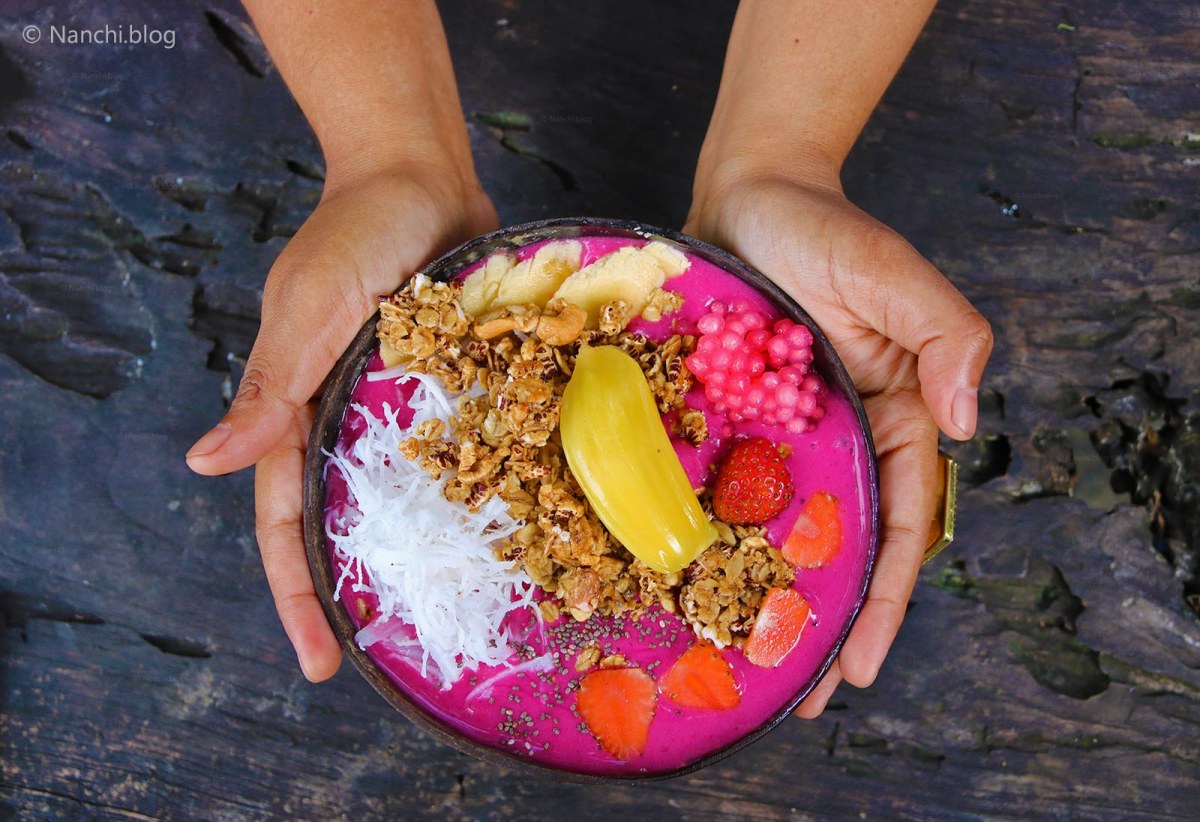 Smoothie Bowl Step up your breakfast game! Nanchi.blog